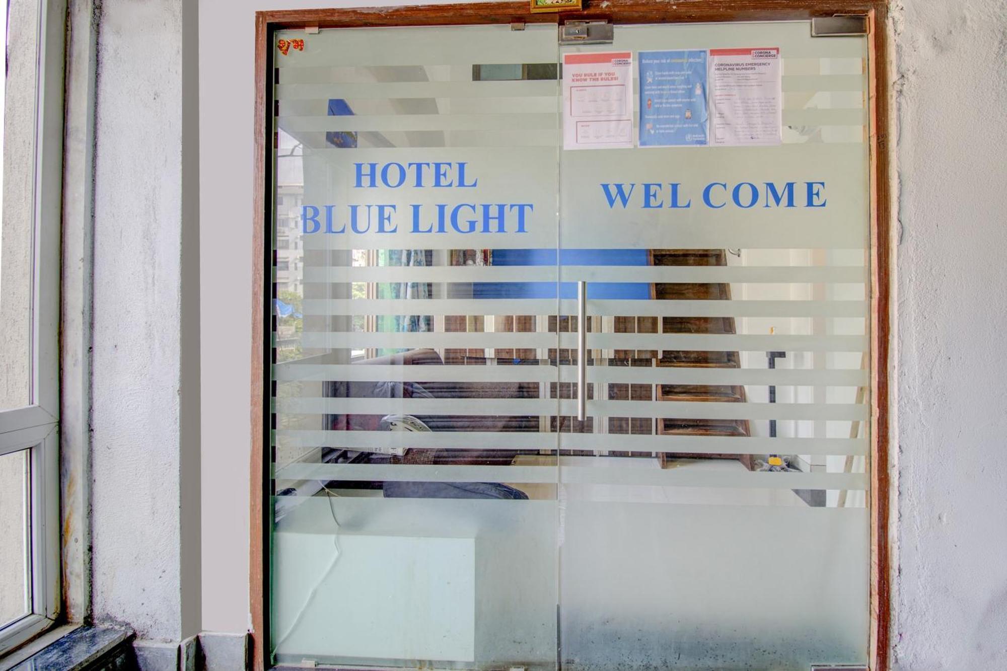 Hotel O Blue Light Near Gateway Of India Mumbai Bagian luar foto